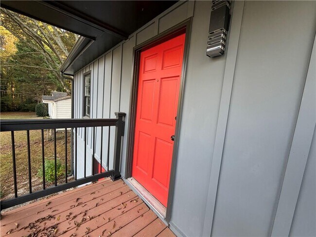 Building Photo - 1772 Martin Pl