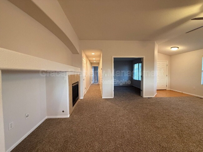 Building Photo - 10533 Joplin St