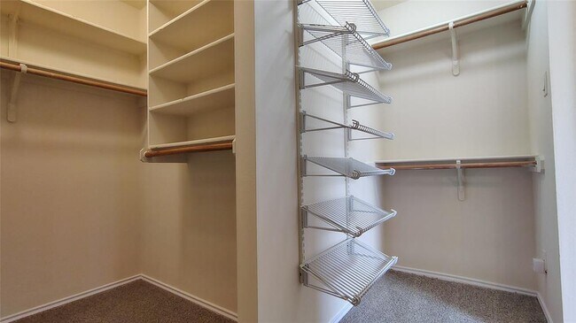 Building Photo - 14721 Banbridge Trail