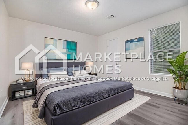 Building Photo - 4826 Mainstreet Valley Trce