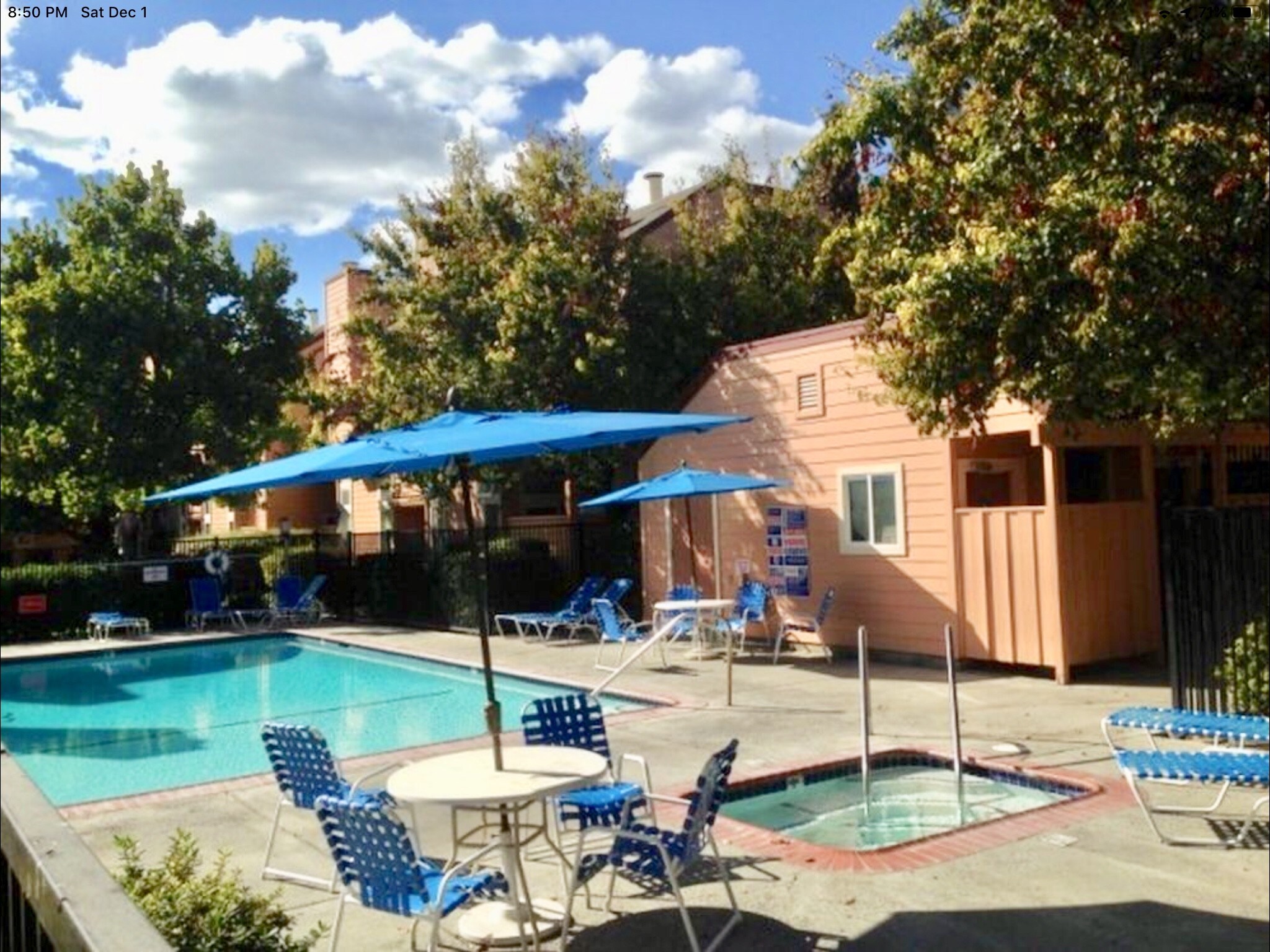 Community swimming pool - 5318 Borneo Cir