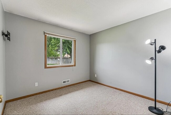 Building Photo - 3252 Dodd Ln