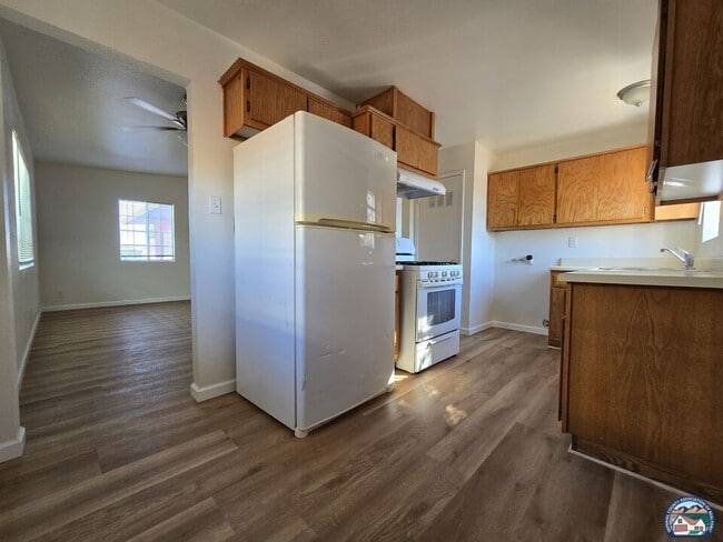 Building Photo - 1467 Hamilton Ave