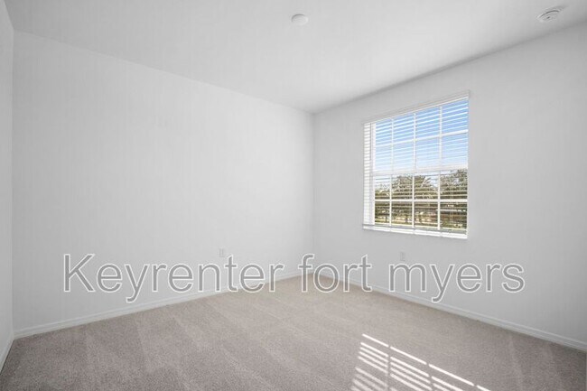 Building Photo - 18421 Copperhead Dr