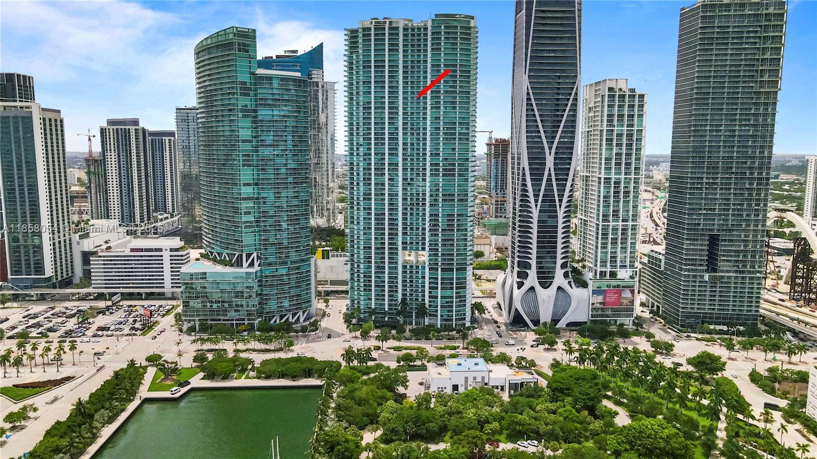 Building Photo - 900 Biscayne Blvd