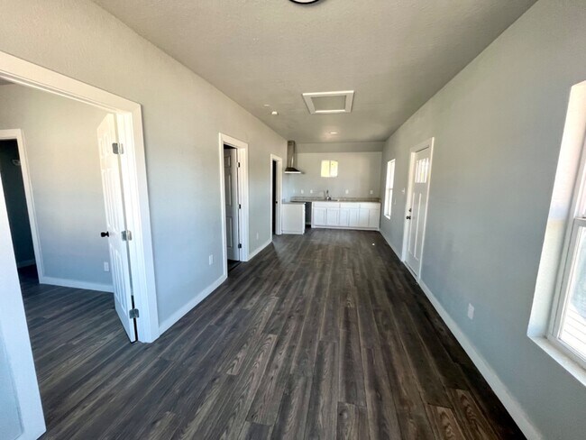 Building Photo - 2714 Observation Dr