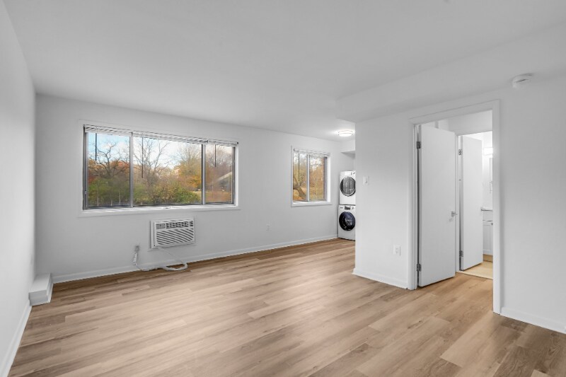 Building Photo - 4465 MacArthur Blvd NW