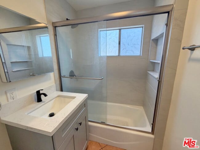 Building Photo - 407 Venice Blvd.