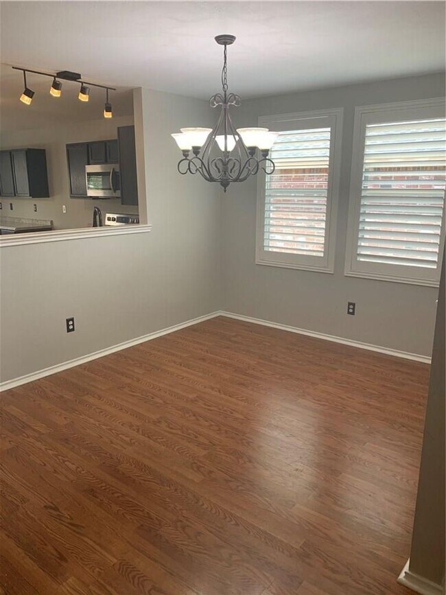 Building Photo - 5416 Pandale Valley Dr