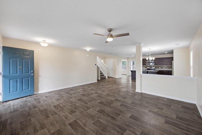 Building Photo - 442 Thoroughbred Dr