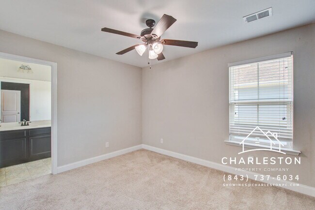 Building Photo - 135 Fulmar Pl