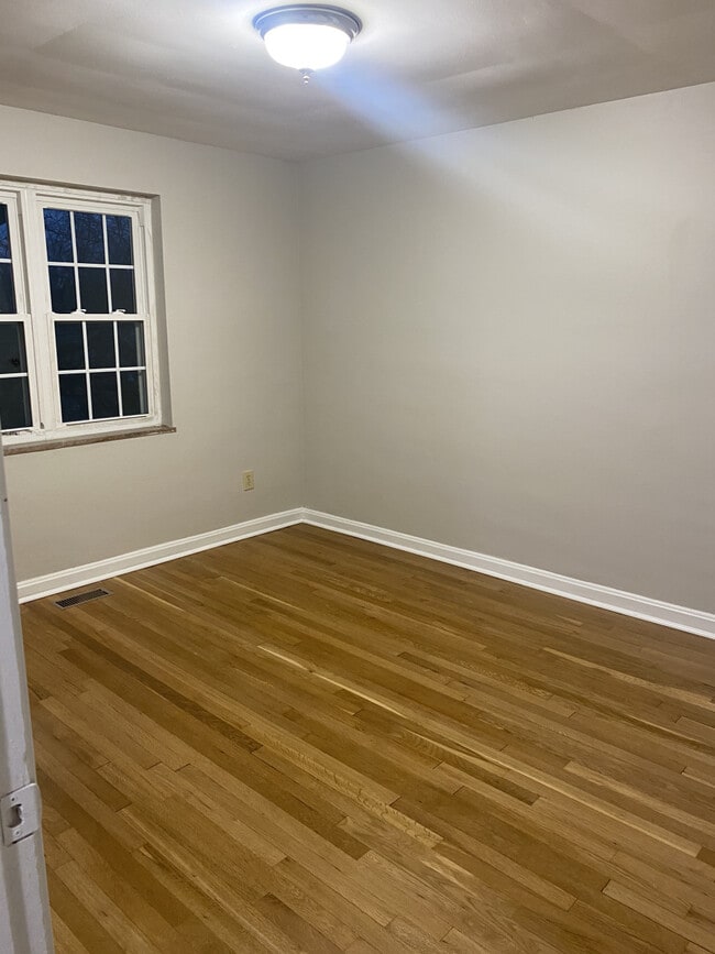 Building Photo - 2153-2159 Farleigh Rd