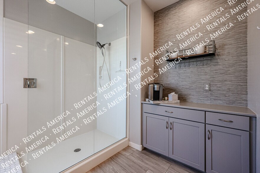 Building Photo - 7067 W Jasper Dr