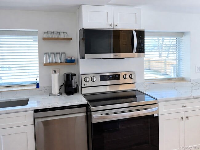 Building Photo - 63 Lake Trail