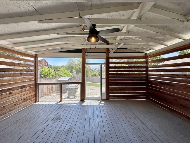 Building Photo - Charming 2BD/1BA Home in Cherokee Point W/...