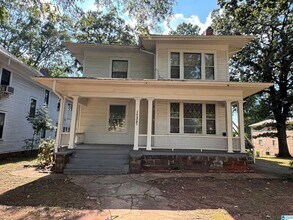 Building Photo - 1732 11th Pl S