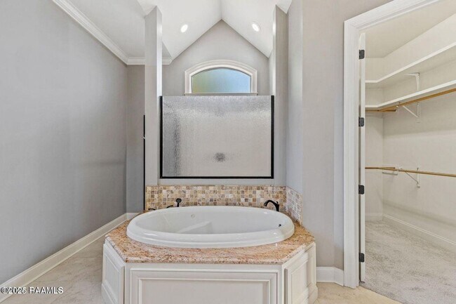 Building Photo - 216 Croft Row