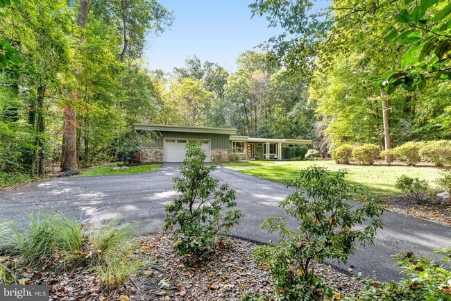 Building Photo - 3416 Barkley Dr