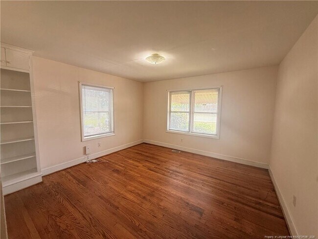 Building Photo - 115 S Tarboro St