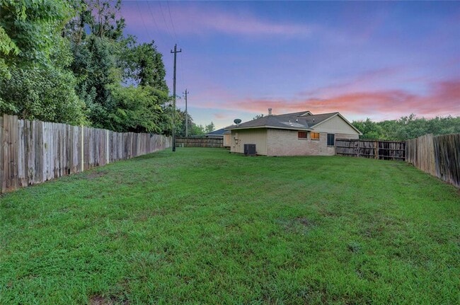 Building Photo - 16403 Quail Call Dr