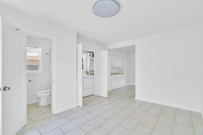 family Den or TV room is an add-on addition with built in laundry and bathroom - 2935 Westwood Blvd