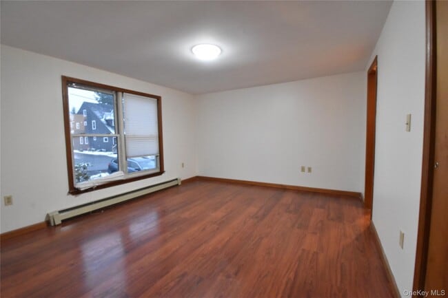 Building Photo - 22 Winslow Pl