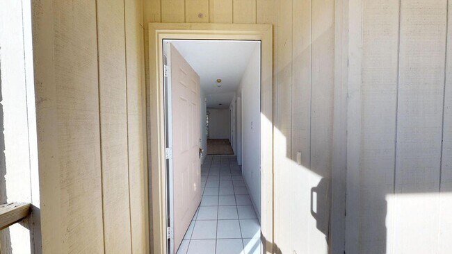 Building Photo - 1863 Norwood Ct