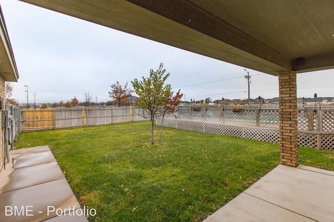 Building Photo - 4 br, 2 bath House - 6717 Blossom