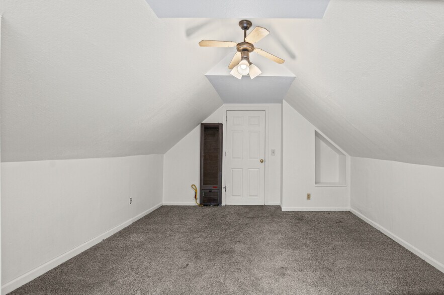 Bedroom 2 - 504 Blue Ridge Blvd
