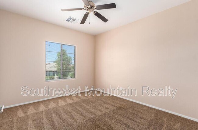 Building Photo - 41261 W Laramie Rd