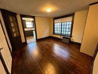 Building Photo - 896-900 Grove Street