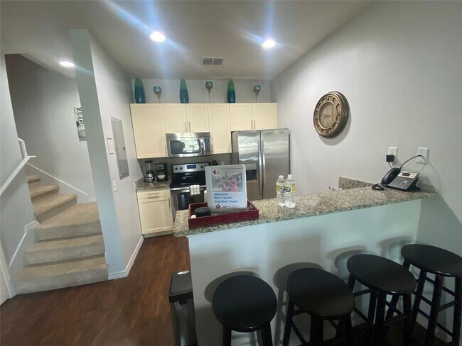 Building Photo - 3226 Wish Ave