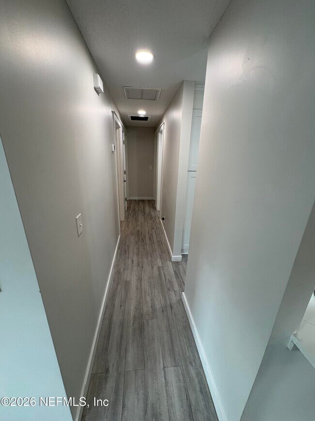 Building Photo - 3968 Packard Dr