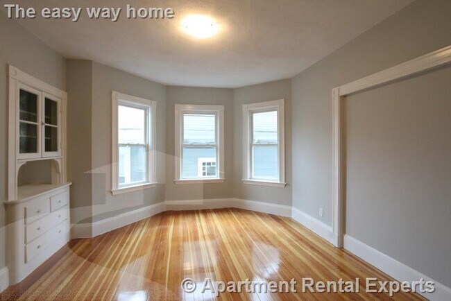 Building Photo - 21 Granite St