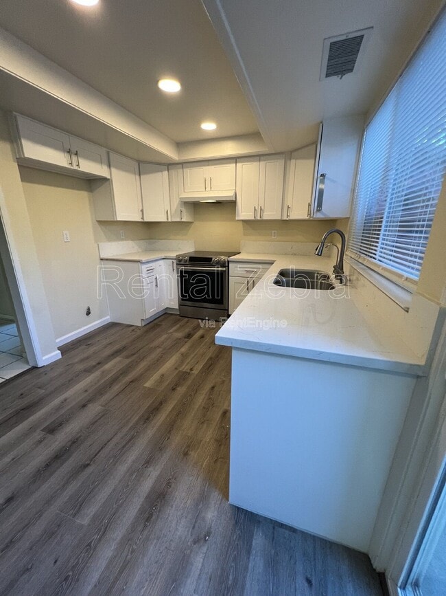 Building Photo - 3616 Cherryglen Way