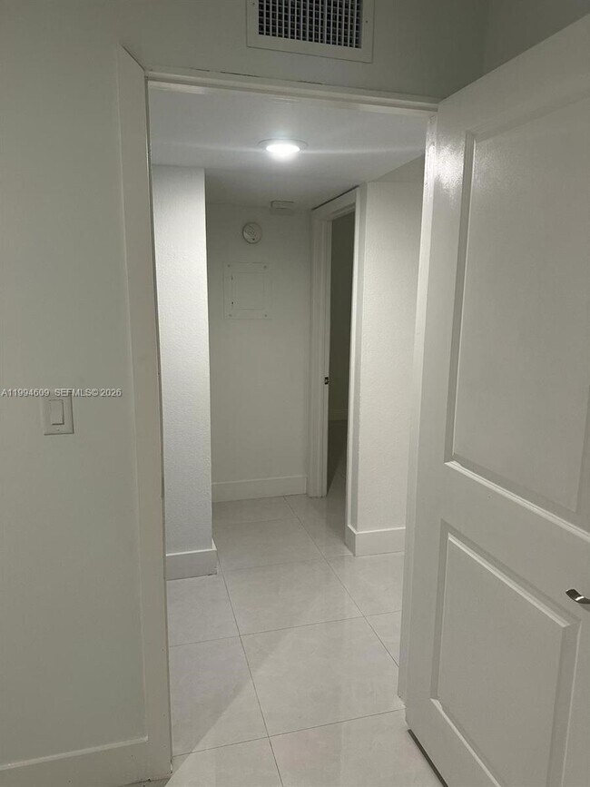 Building Photo - 8794 SW 12th St