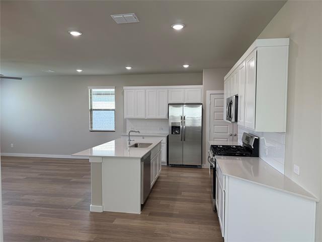 Building Photo - 5800 Briarcroft Dr
