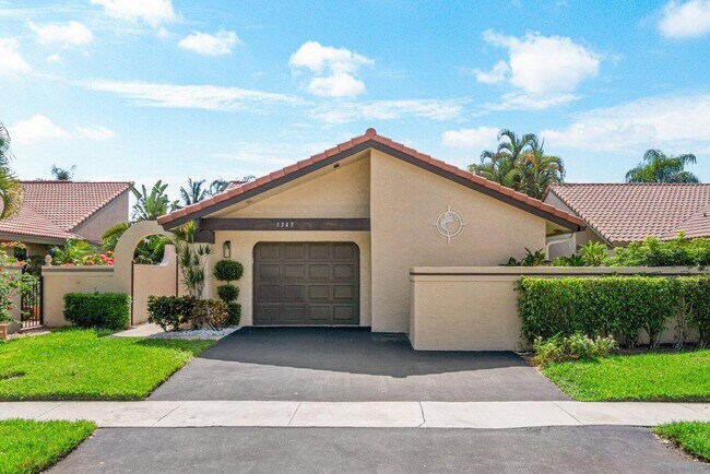 Building Photo - 1345 NW 21st Terrace