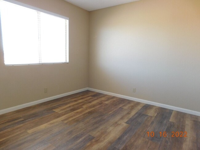 Building Photo - PLACE-1332 N El Prado St