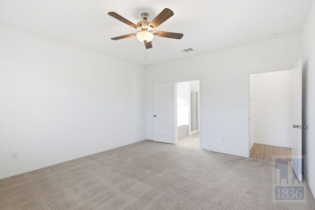 Building Photo - 106 Arbordale St