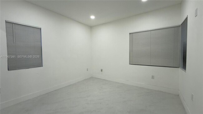 Building Photo - 4717 NW 11th Ave