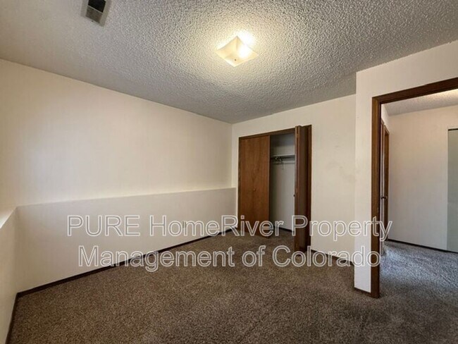 Building Photo - 1122 Yuma St