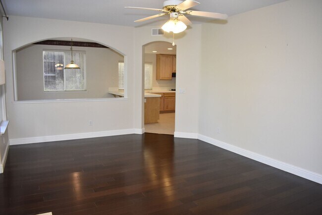 Building Photo - 630 Rogers Cir