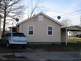 Building Photo - 307 W Cypress St