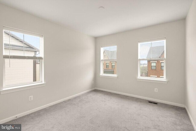 Building Photo - 43430 Stonewood Crossing Ter