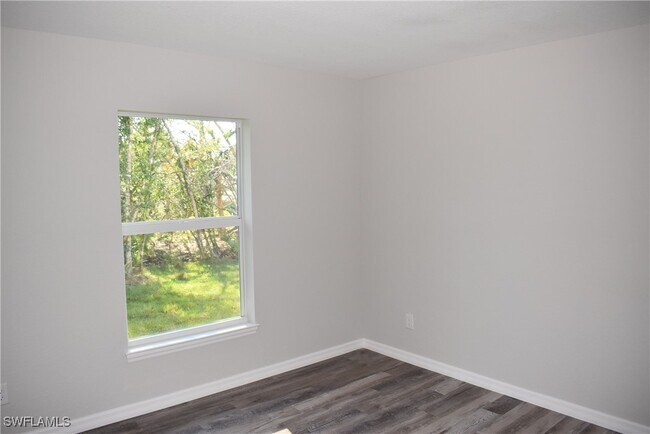 Building Photo - 2736 Ananas Rd