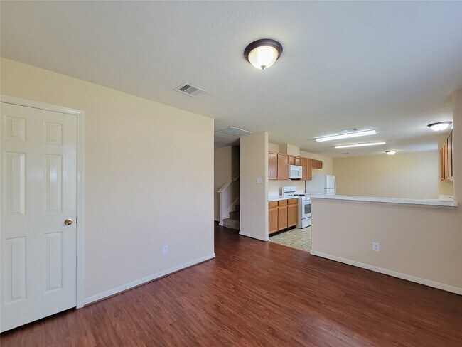 Building Photo - 19718 Byron Meadows Dr