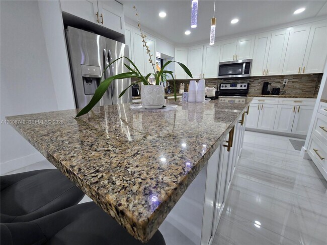 Building Photo - 11578 NW 39th Pl