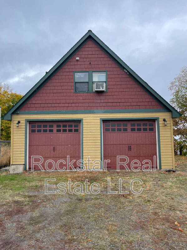 Primary Photo - 11721 E Alki Ave