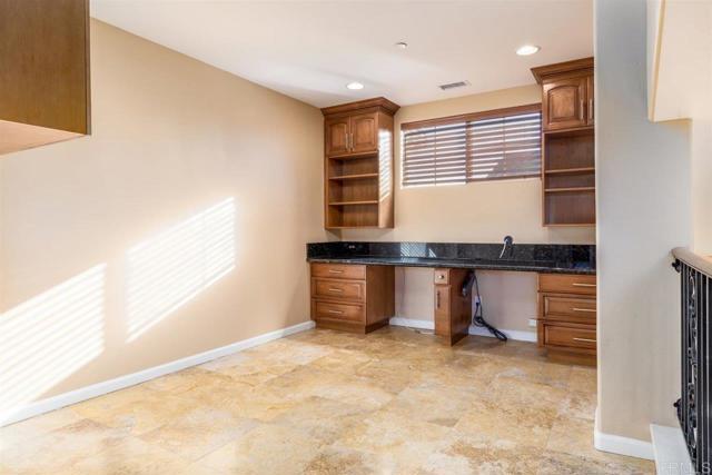 Building Photo - 2355 Lagoon View Dr